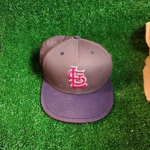 St Louis Cardinals Fitted Baseball Hat